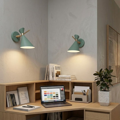 Applique murale métal, Abat-jour conique chambre salon | Bras laiton orientable style nordique