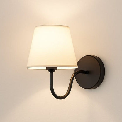 Applique murale moderne intérieur style laiton brossé | Abat-jour tissu blanc, bras courbé, chambre salon