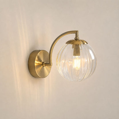 Applique murale chambre, salon, intérieur rétro chic, globe en verre | Style laiton doré