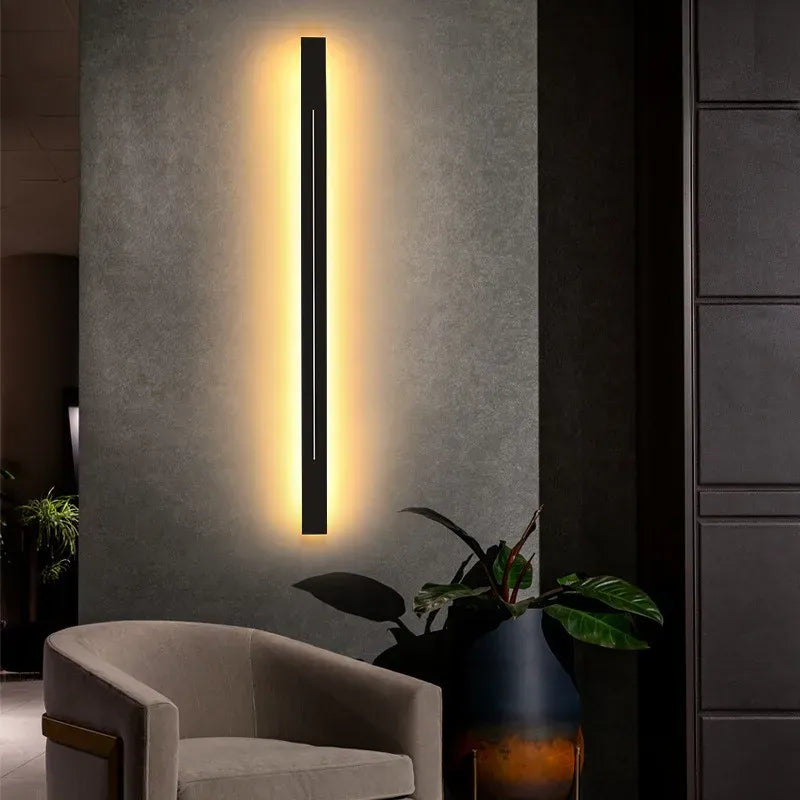 Applique murale noire LED acrylique, tube lumineux vertical | Salon couloir escalier intérieur minimaliste