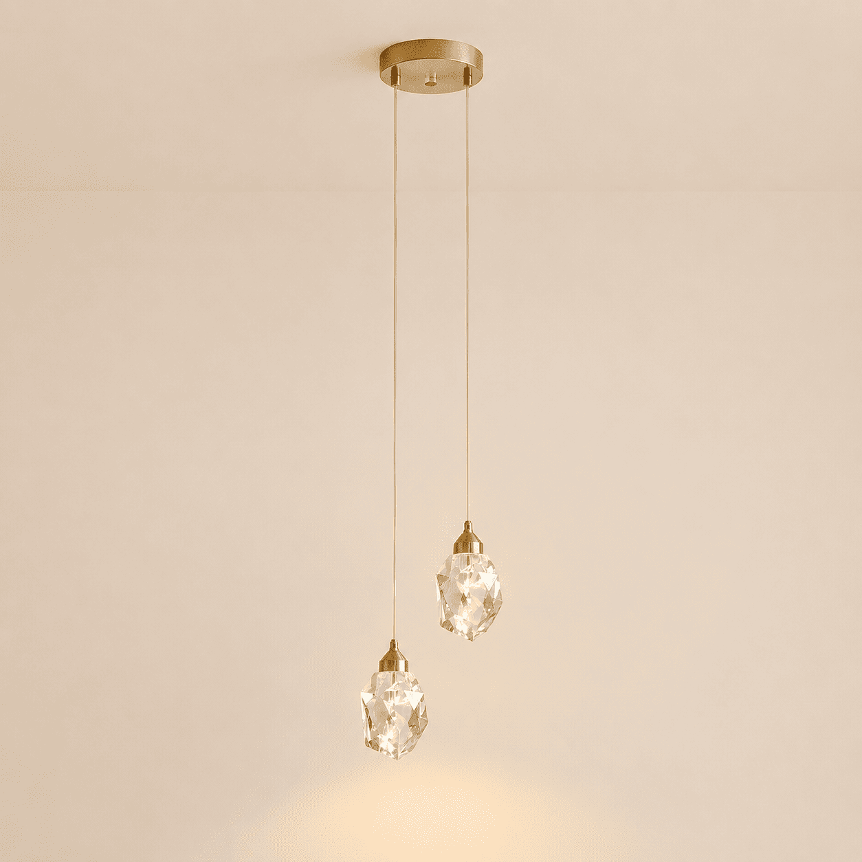 Suspension chambre cristal à facette & Laiton doré moderne | Salle à manger bar, Intérieur