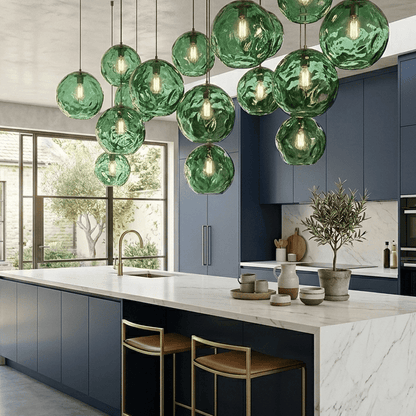 Suspension design globe PVC, effet verre soufflé | Salon escalier intérieur moderne