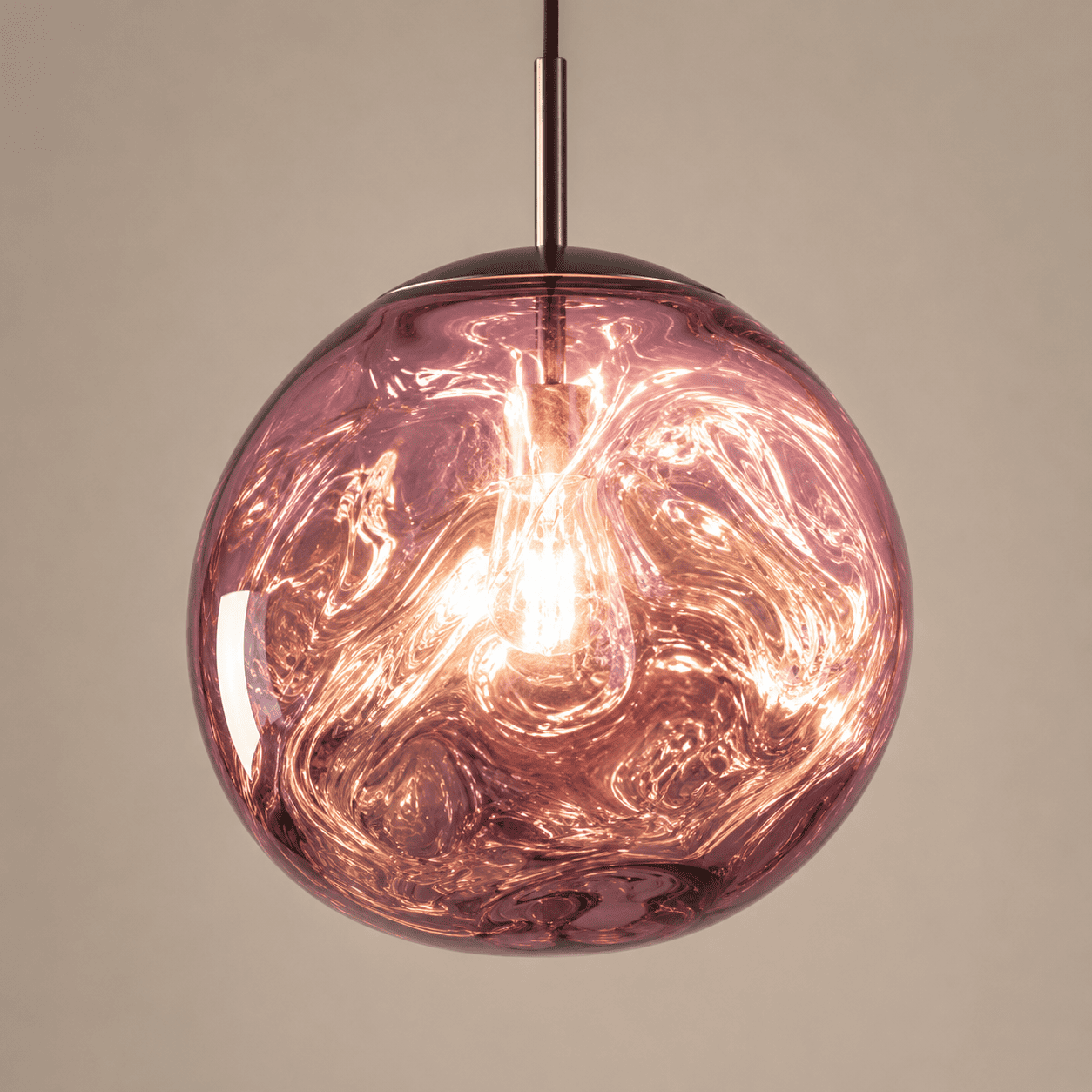 Suspension design globe PVC, effet verre soufflé | Salon escalier intérieur moderne